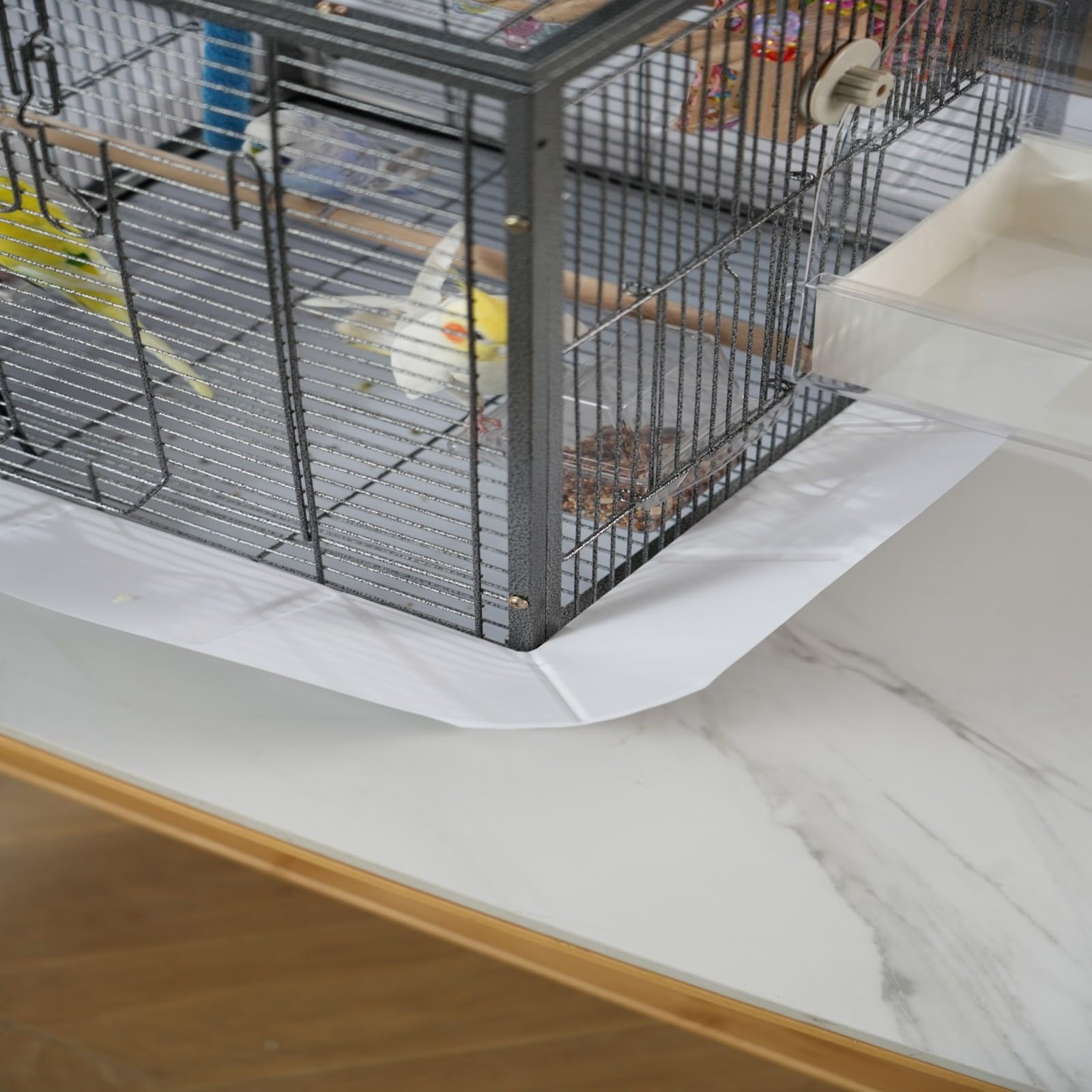 Garvee Portable Metal Bird Cage – 45 x 45 x 60 cm Travel Carrier for Small & Medium Birds, Parakeets, Cockatiels, Budgies, Finches, Parrots – Removable Tray, 2 Perches, Roller Base, Detachable Divider – Black